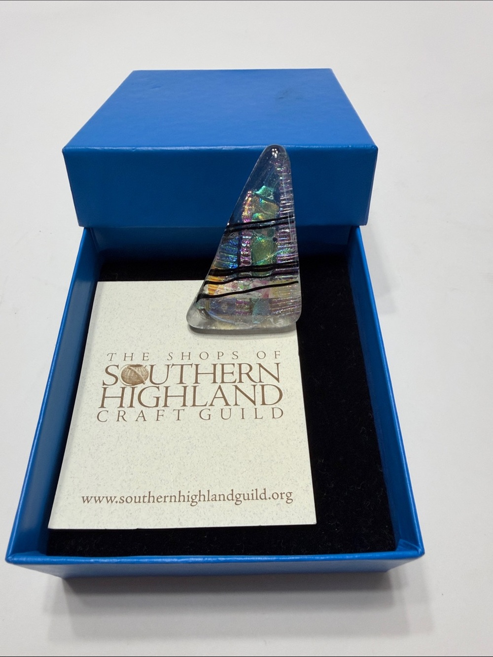 Iridescent Glass Accent Souther Highlands  - Blue and Multicolor pin